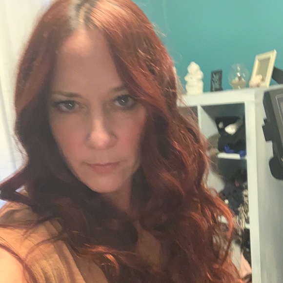 Meet your Posher, Jill - Picture 2 of 4